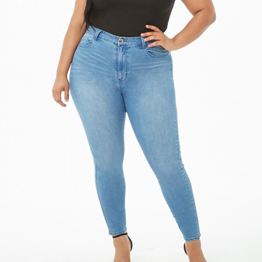 Plus Size High-Rise Skinny Jeans